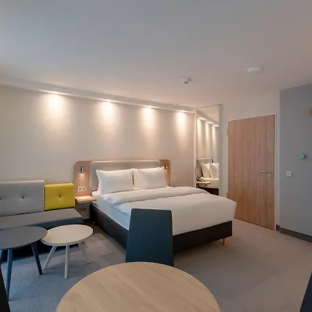 Hotel Express - By Ihg 3*