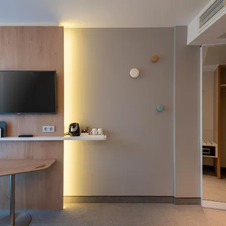 Hotel Express - By Ihg 3*