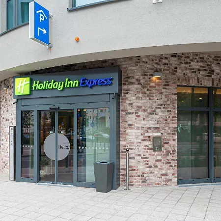 Express - By Ihg Hotel 3*