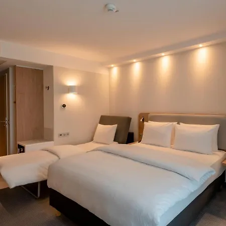 Hotel Express - By Ihg Offenbach am Main