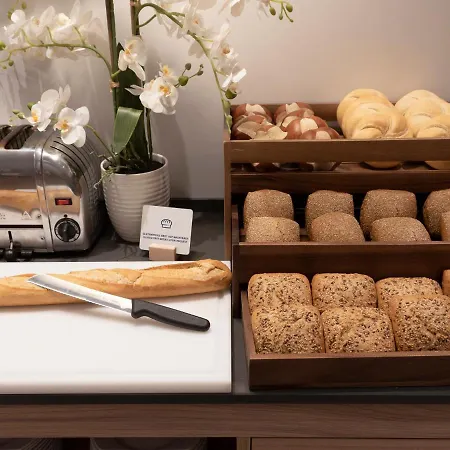 Ξενοδοχείο Express - By Ihg 3*