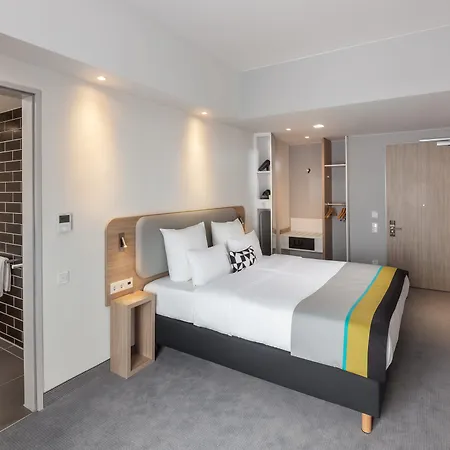 Express - By Ihg Hotel 3*