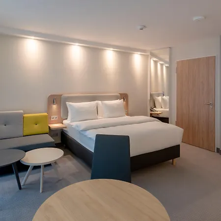 Express - By Ihg