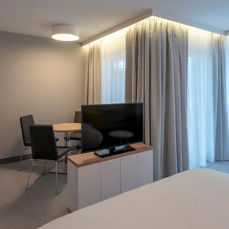 Express - By Ihg Hotel