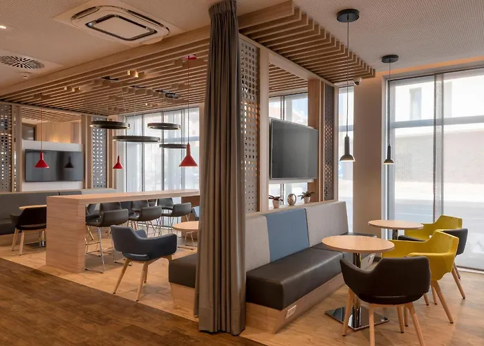 Express - By Ihg