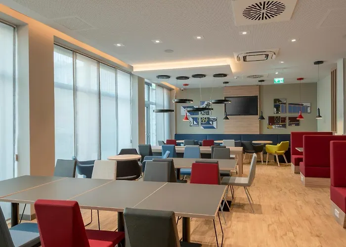 Express - By Ihg ホテル 3*