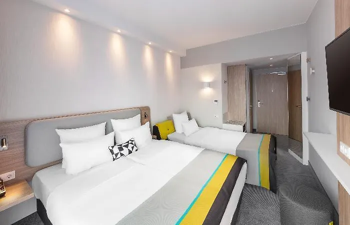 Hotel Express - By Ihg Offenbach am Main