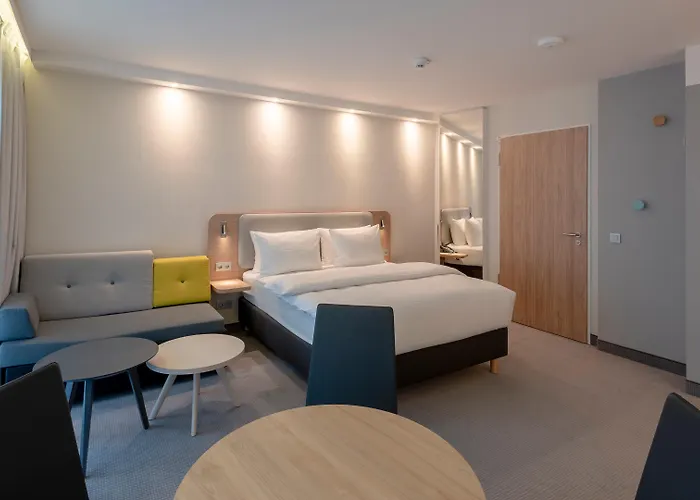 Express - By Ihg